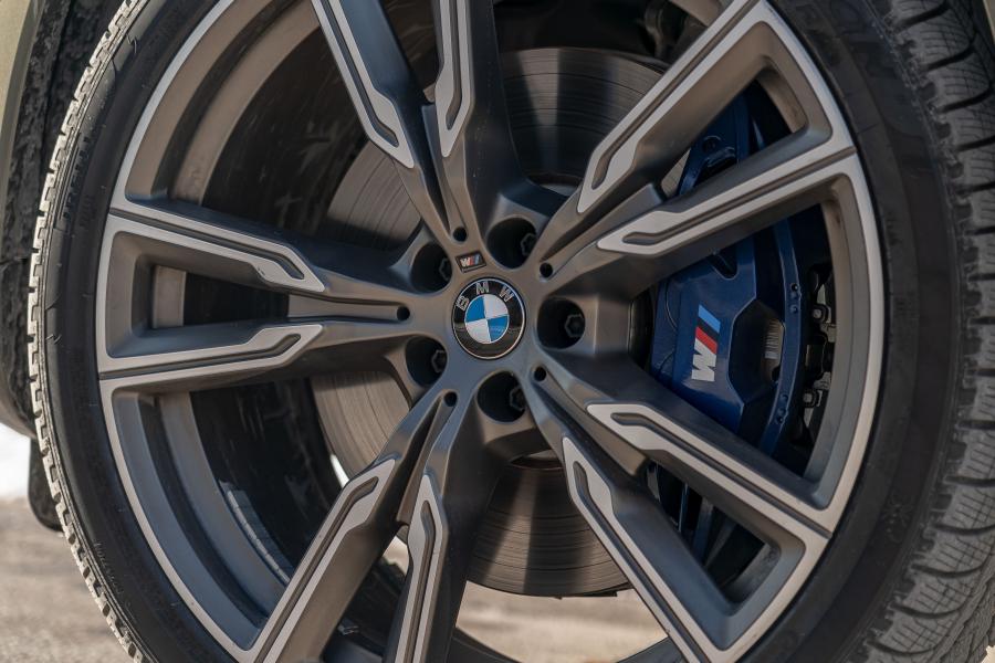 Колеса BMW X6 M50i 2019 года  (NA) (фото 13 из 29)